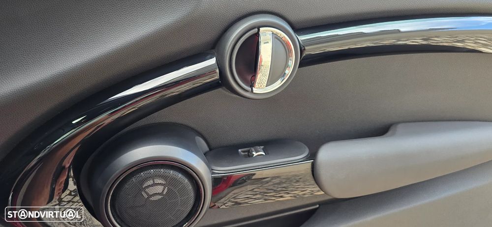 MINI Cabrio Cooper S Auto Desportiva - 26