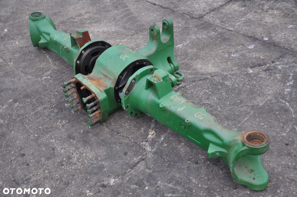 OBUDOWA MOSTU JOHN DEERE 6155R 7500612861 / 7500105961 - 2