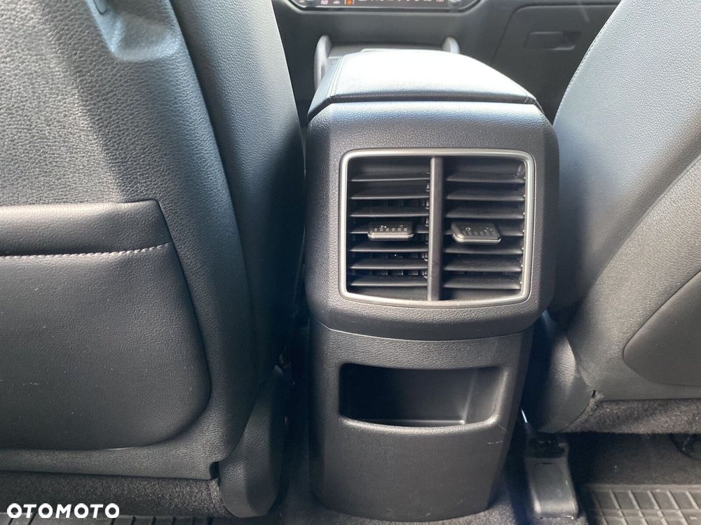 Kia Sportage - 14