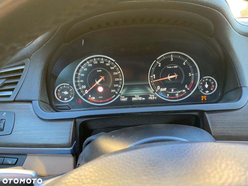 BMW Seria 7 740d xDrive Edition Exclusive - 6