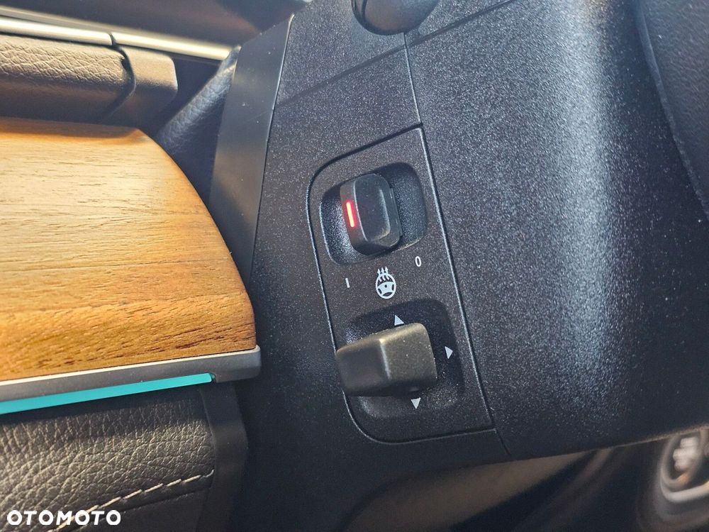 Mercedes-Benz GLE - 32