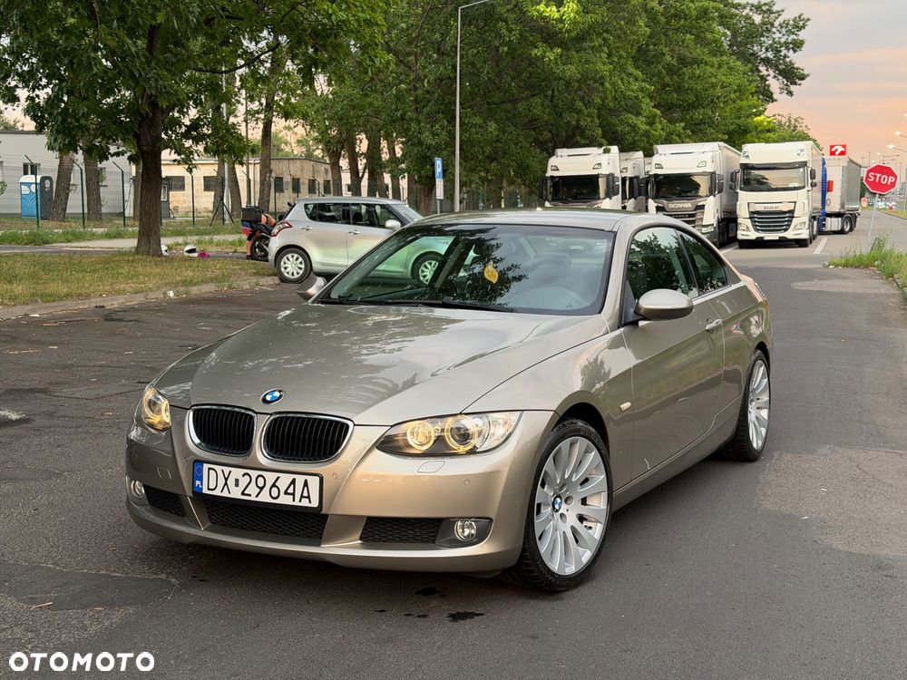 BMW Seria 3 320i - 2