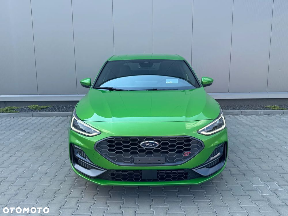 Ford Focus 2.3 EcoBoost ST X - 2
