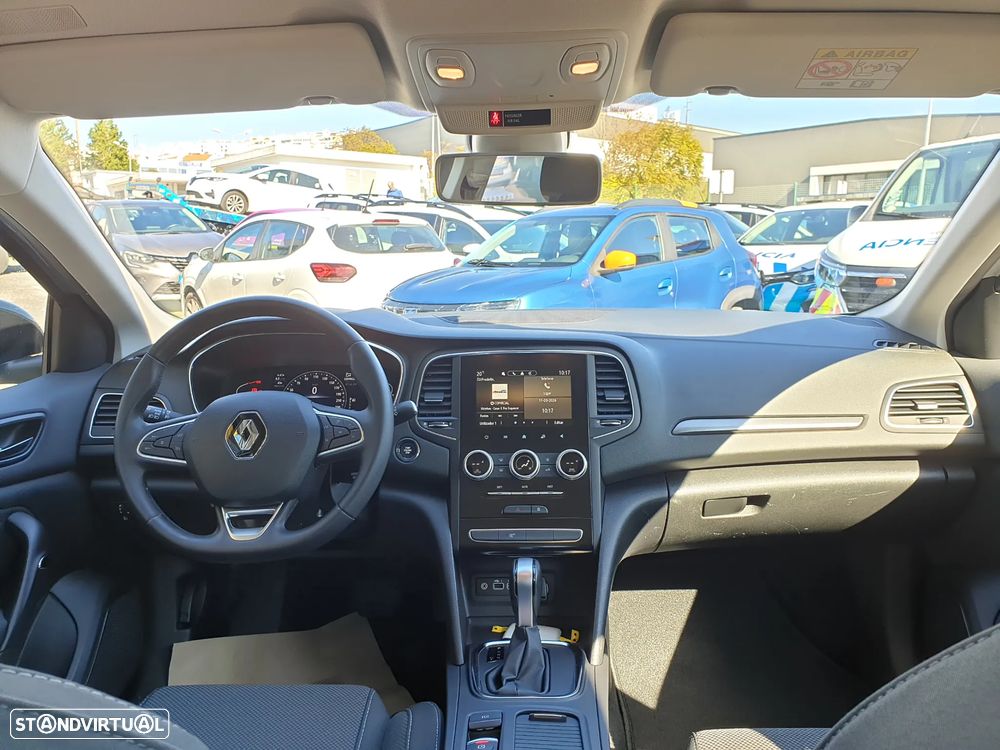 Renault Mégane Sport Tourer - 11