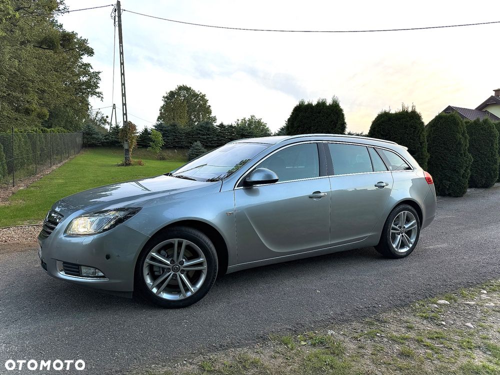 Opel Insignia 2.0 Turbo Sports Tourer ecoFLEXStart/Stop - 2