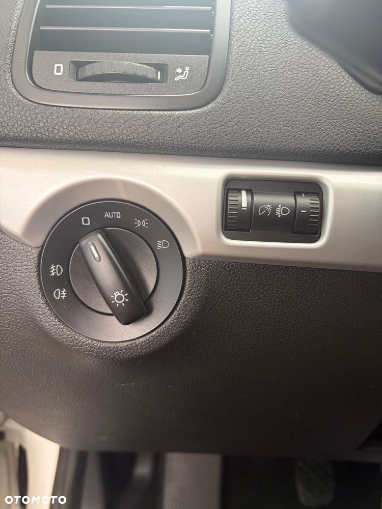 Skoda Yeti 2.0 TDI Elegance Green tec - 29