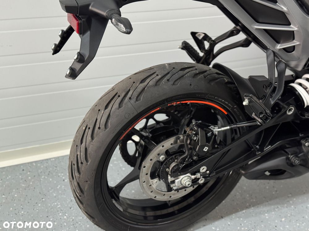 KTM Duke 125 - 8