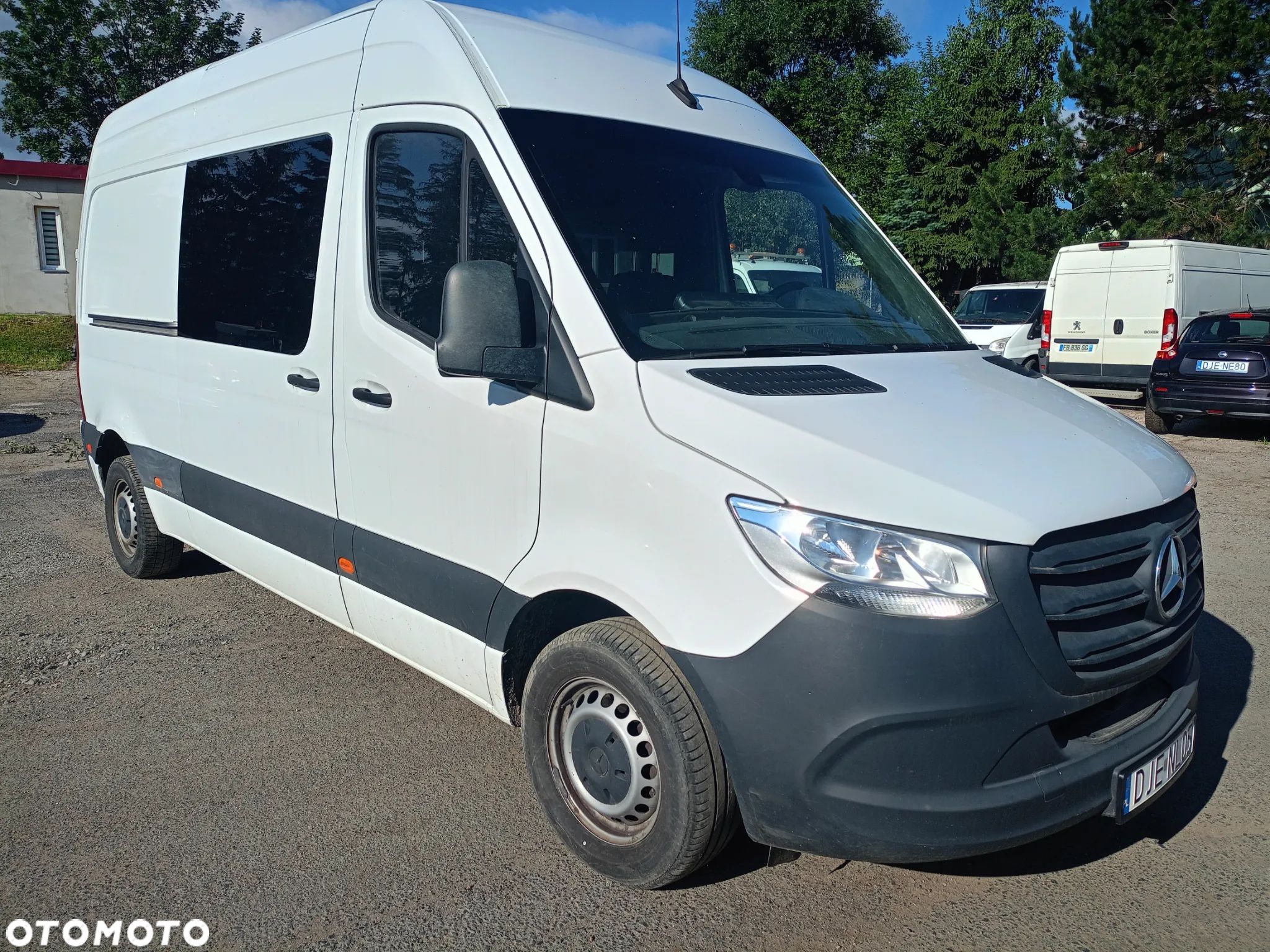 Mercedes-Benz Sprinter - 1
