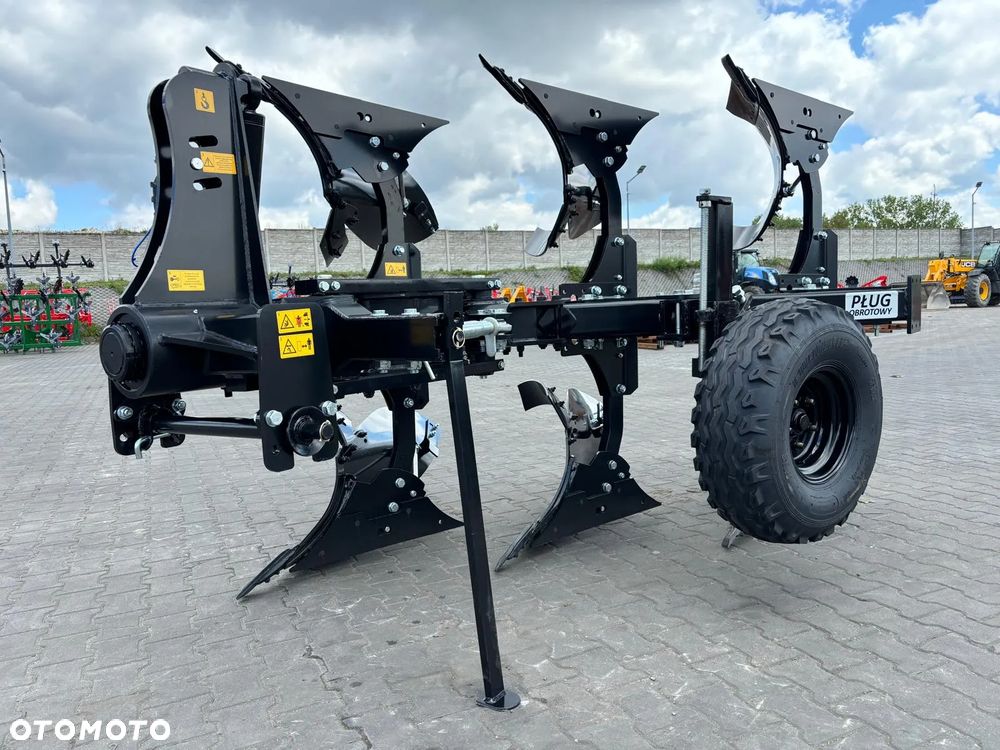 PŁUG OBROTOWY jednobelkowy ZABEZPIECZENIE ZRYWALNE/ kołkowe/ śrubowe odkładnice Kvernelanda 18" siłownik liniowania/kostka pamięci / krój - 1