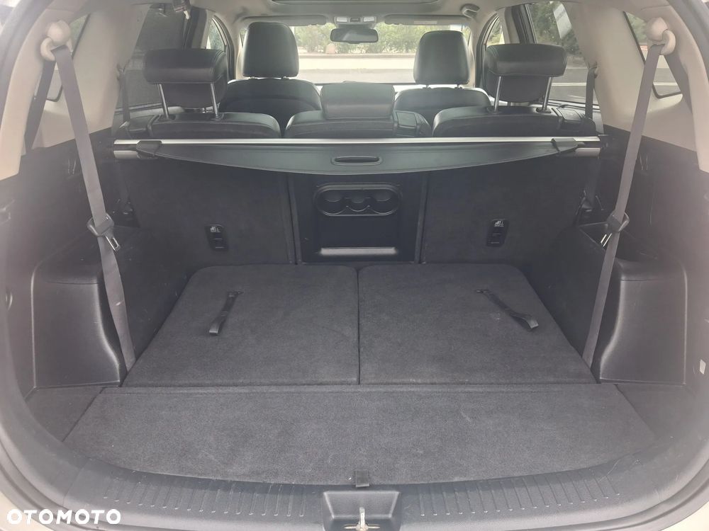 Kia Carens 1.7 CRDi M 7os - 16