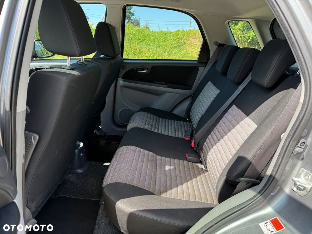Suzuki SX4 1.6 VVT 4x2 Comfort - 14