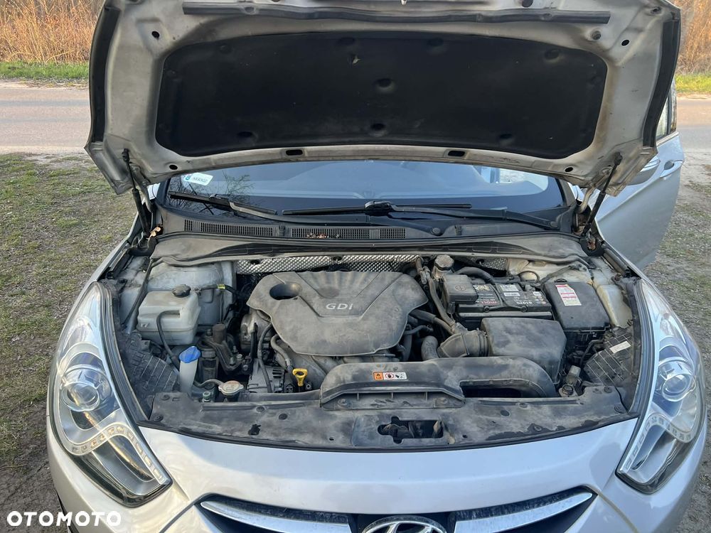 Hyundai i40 Kombi blue 1.6 Classic - 10