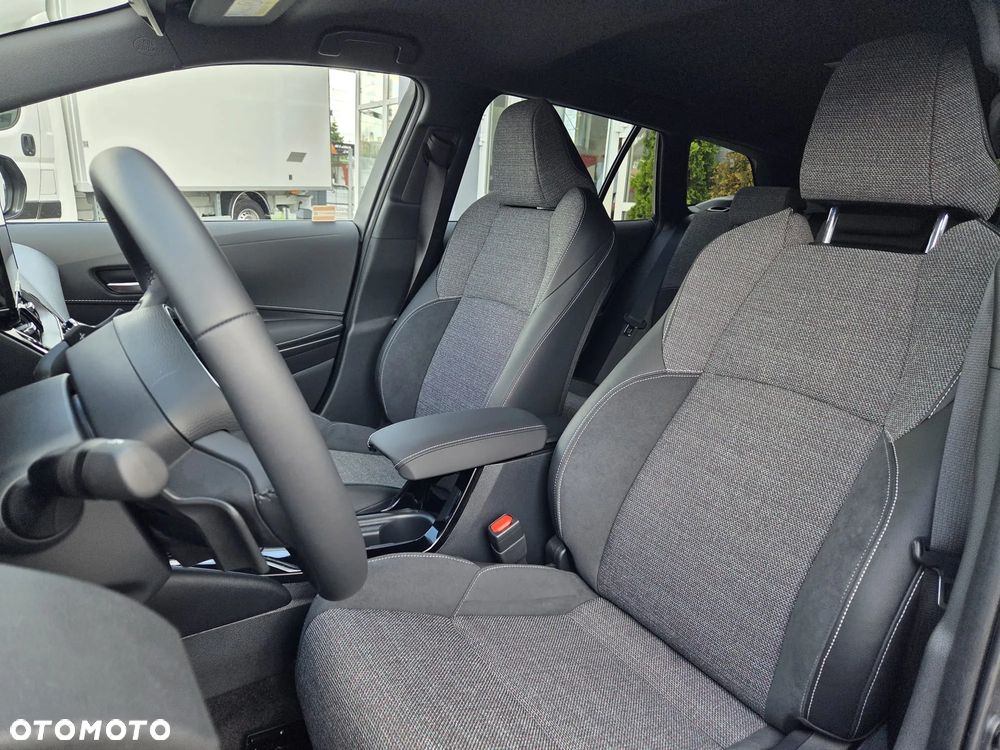 Toyota Corolla 2.0 Hybrid Style - 16