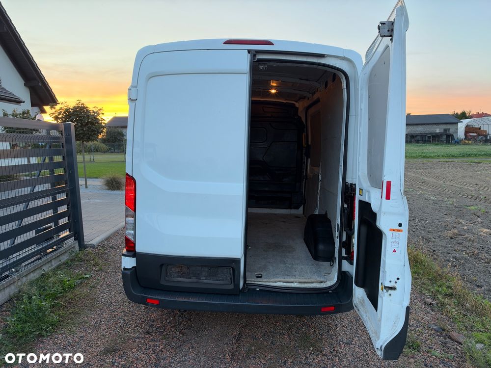 Ford Transit - 18