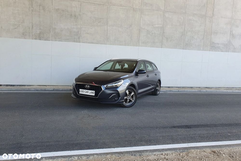 Hyundai i30 1.4 T-GDI DCT Premium - 2