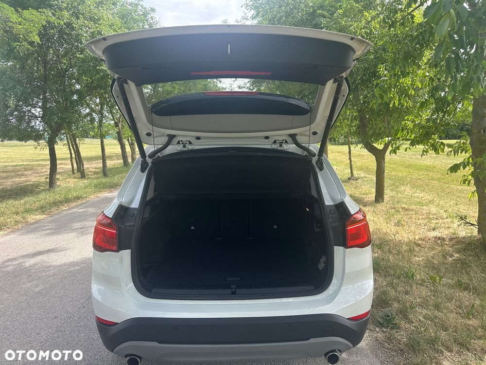 BMW X1 sDrive20i - 8
