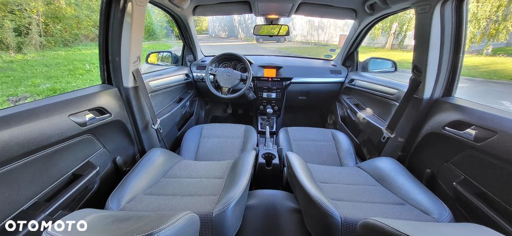 Opel Astra 1.6 Easytronic Cosmo - 19