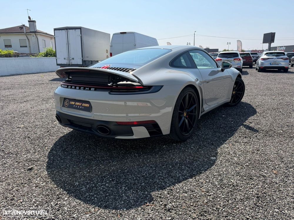Porsche 911 Série G - 4