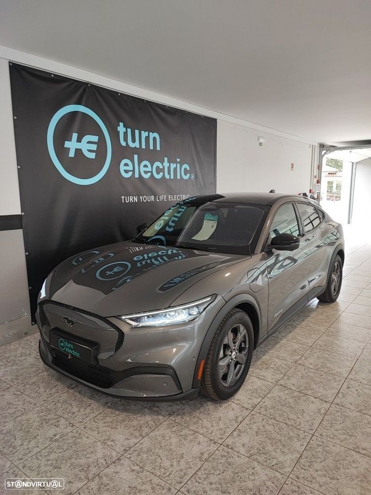 Ford Mustang Mach-E 75.7 kWh Base - 2