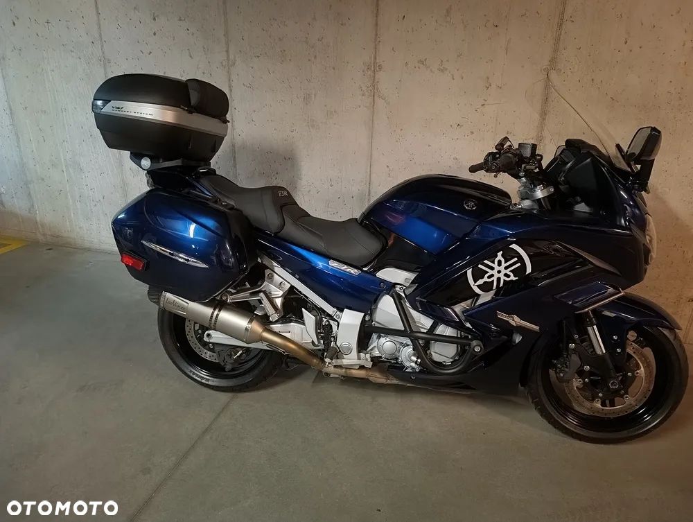 Yamaha FJR - 1