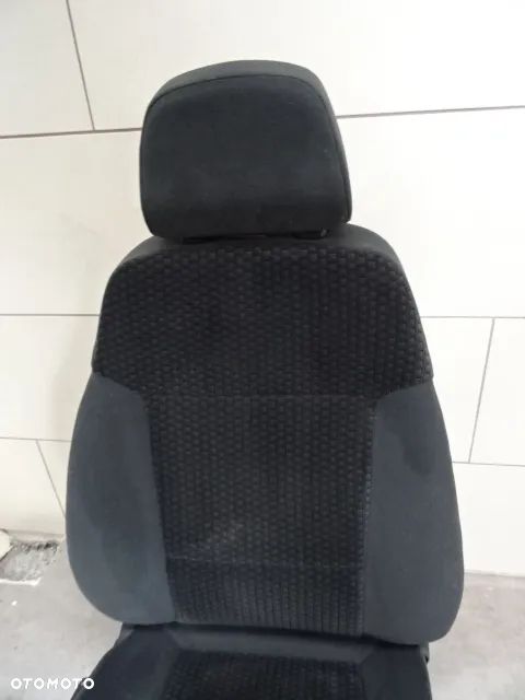 FOTEL PRAWY PRZÓD OPEL VECTRA C NR91 - 3