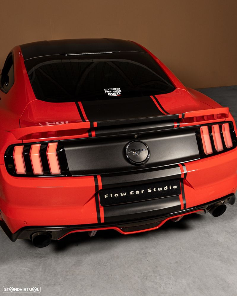 Ford Mustang 2.3 Eco Boost - 8