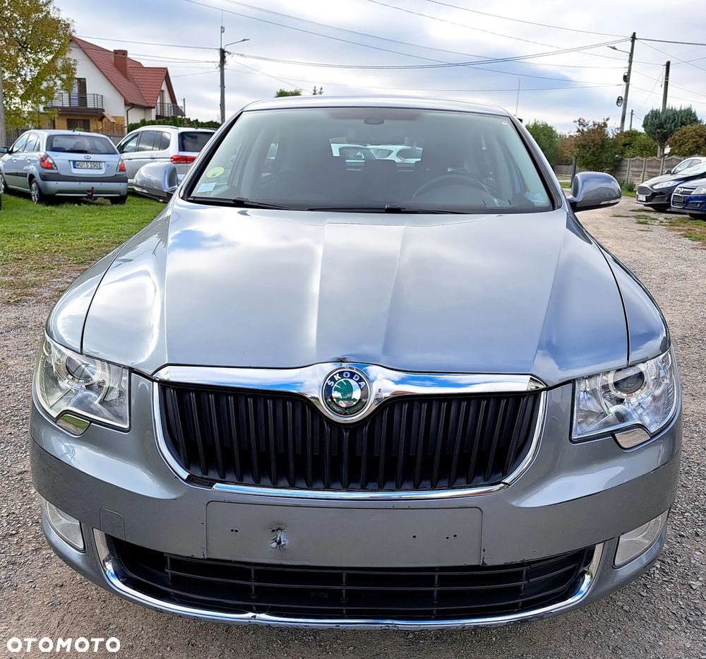 Skoda Superb 2.0 TDI Elegance - 8