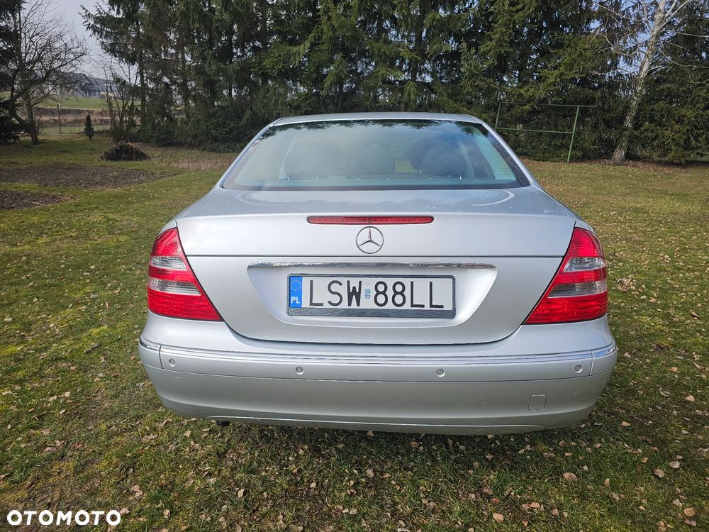 Mercedes-Benz Klasa E 200 Kompressor Automatik Elegance - 17