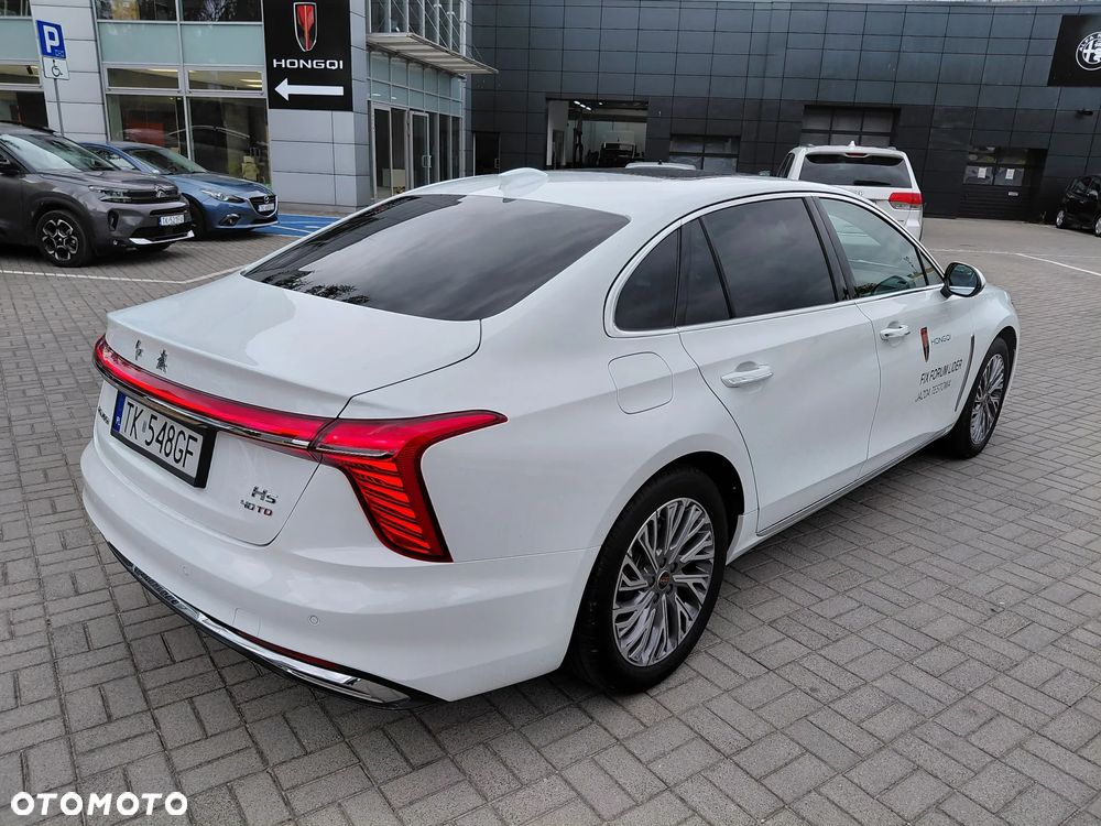 Hongqi H5 2.0T Deluxe - 5