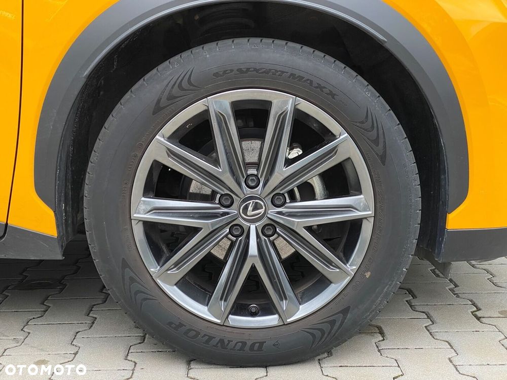 Lexus LBX 1.5 Hybrid Elegant - 35