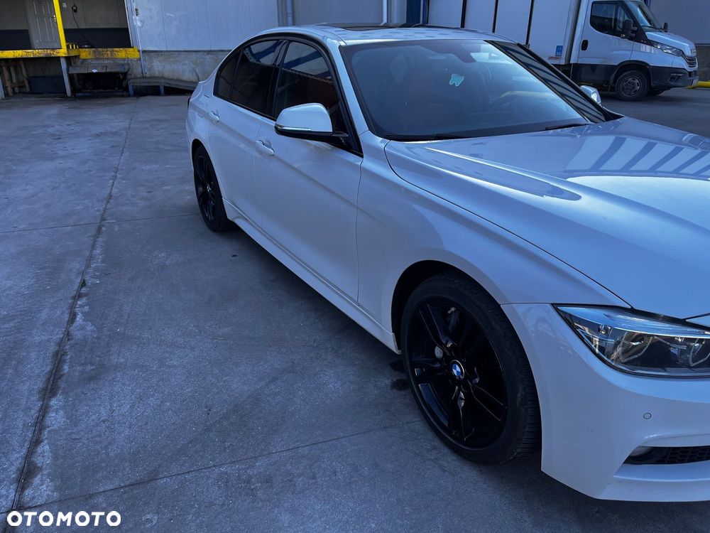 BMW Seria 3 340i xDrive Edition M Sport Shadow - 6