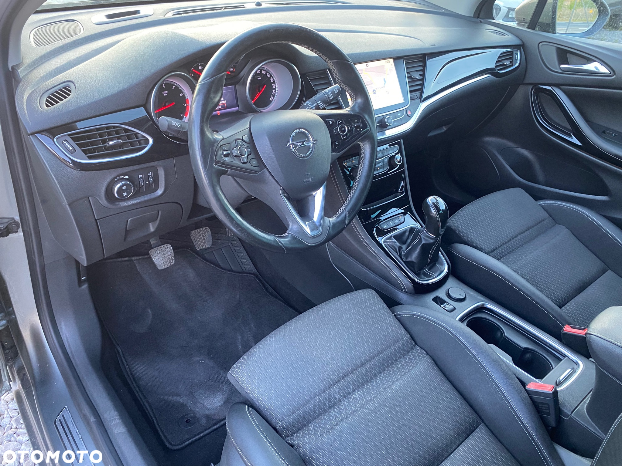 Opel Astra 1.4 Turbo Start/Stop Sports Tourer Innovation - 18