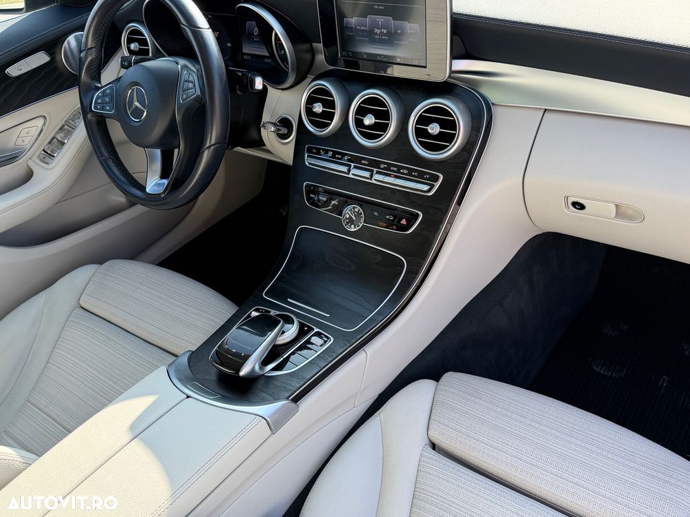 Mercedes-Benz C 250 d 4Matic 9G-TRONIC Exclusive - 9