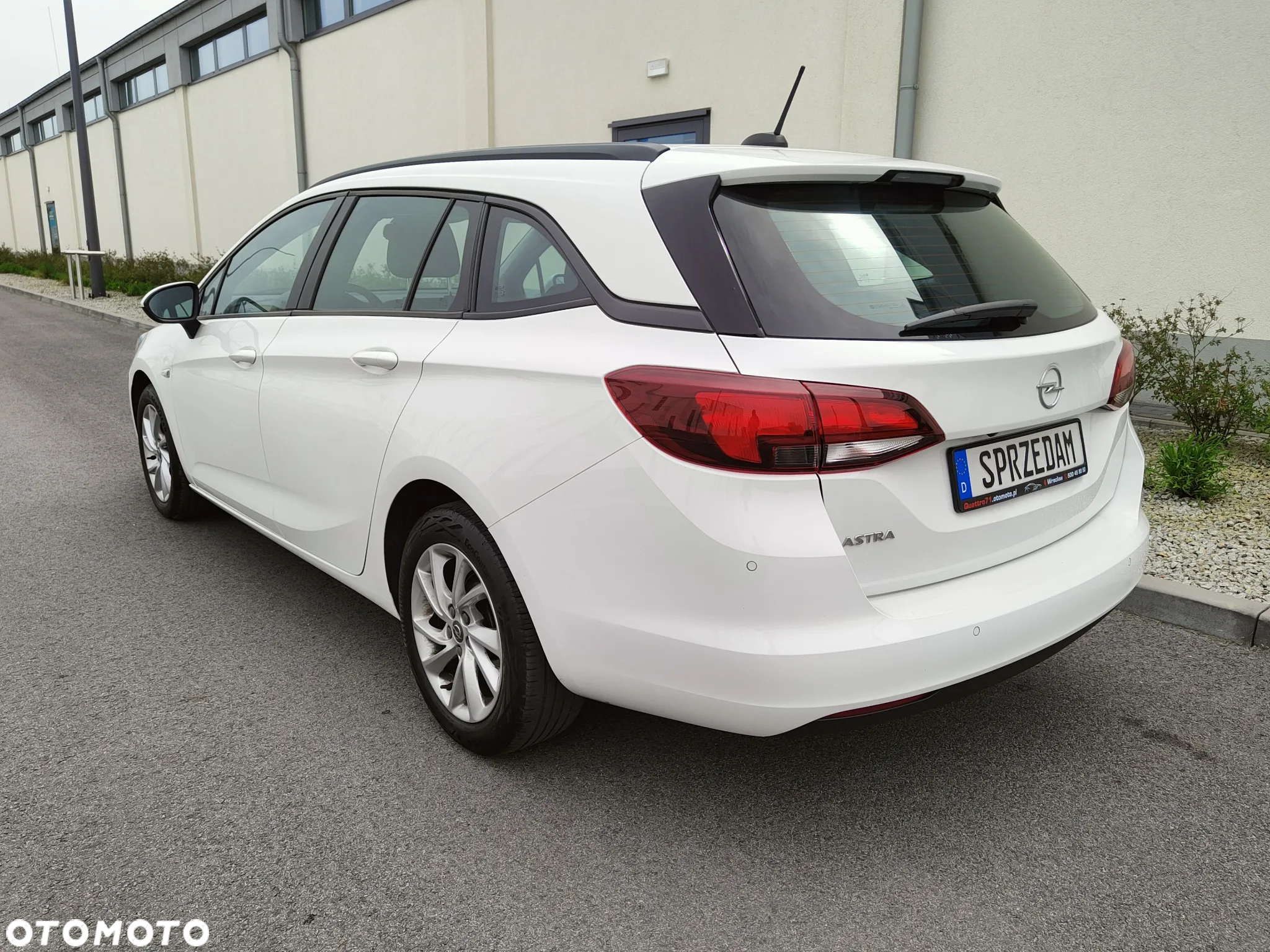 Opel Astra 1.4 Turbo Start/Stop Sports Tourer St Business Edition - 6