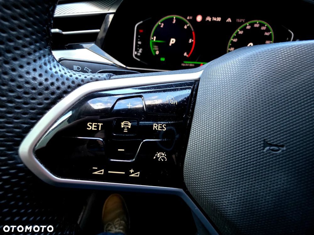 Volkswagen Arteon 2.0 TDI SCR 4Motion DSG R-Line - 22