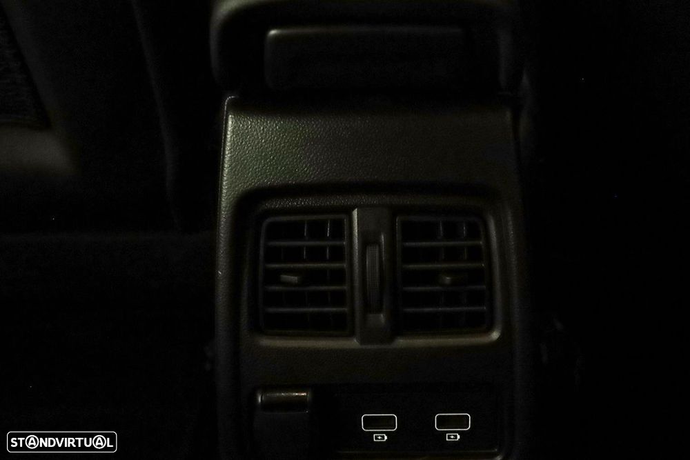 Renault Captur 1.0 TCe Techno Bi-Fuel - 22