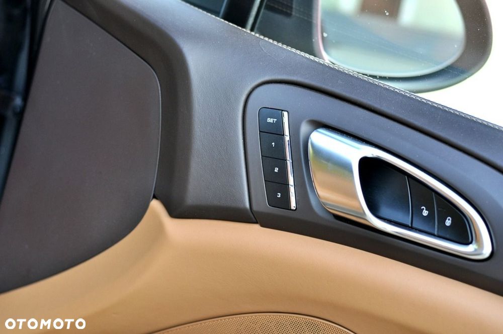 Porsche Cayenne S Diesel - 25