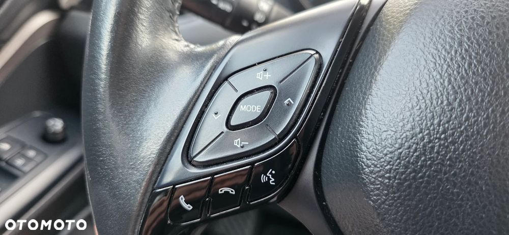 Toyota C-HR 1.8 Hybrid Comfort - 25