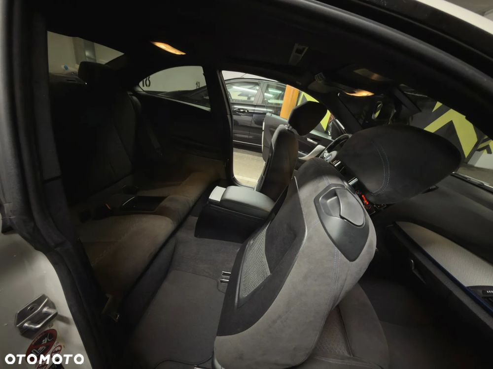 BMW Seria 2 220d M Sport - 15