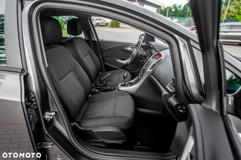 Opel Astra 1.4 Turbo - 27