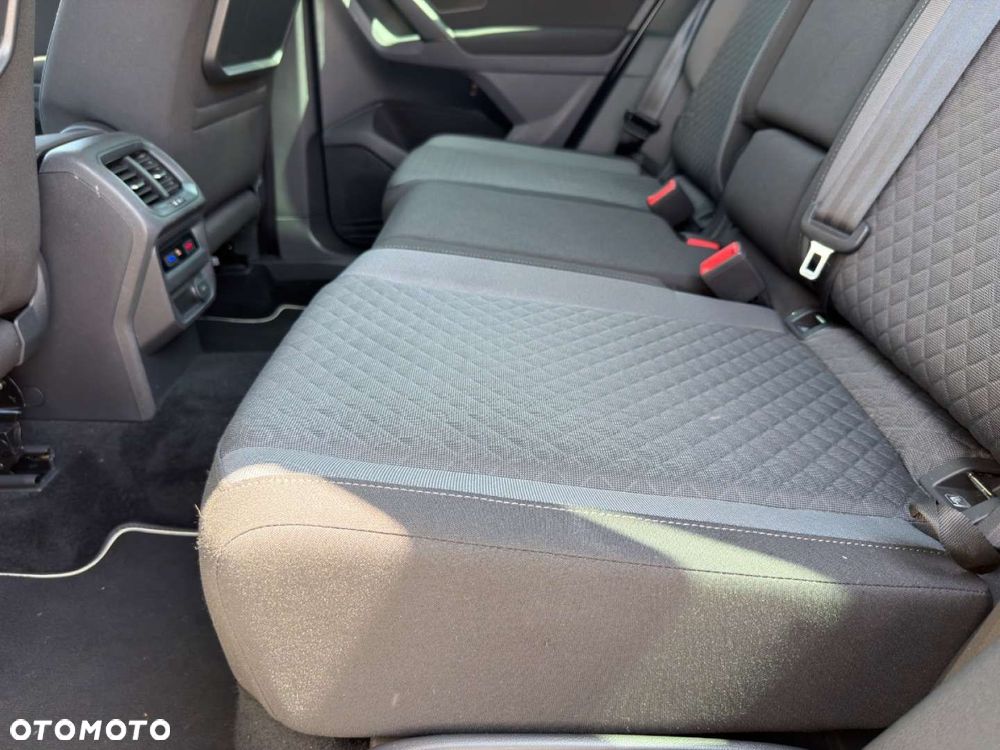 Volkswagen Tiguan - 30