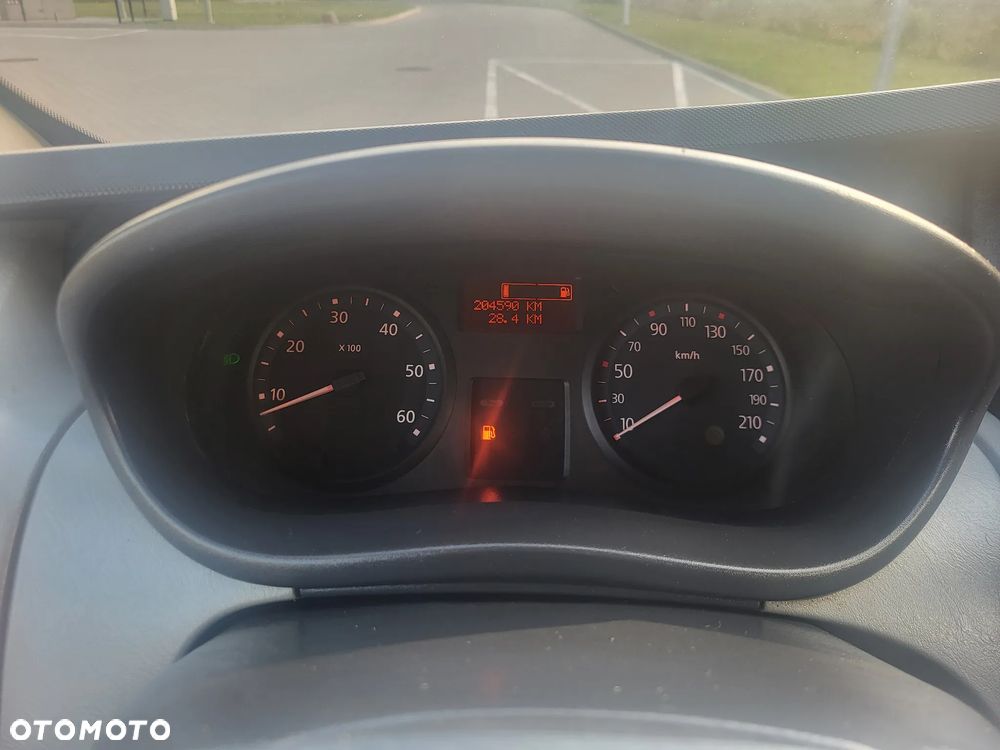 Renault Trafic - 26