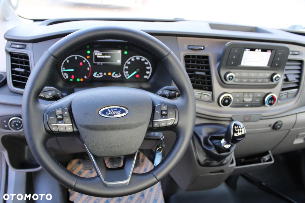 Ford Transit - 15