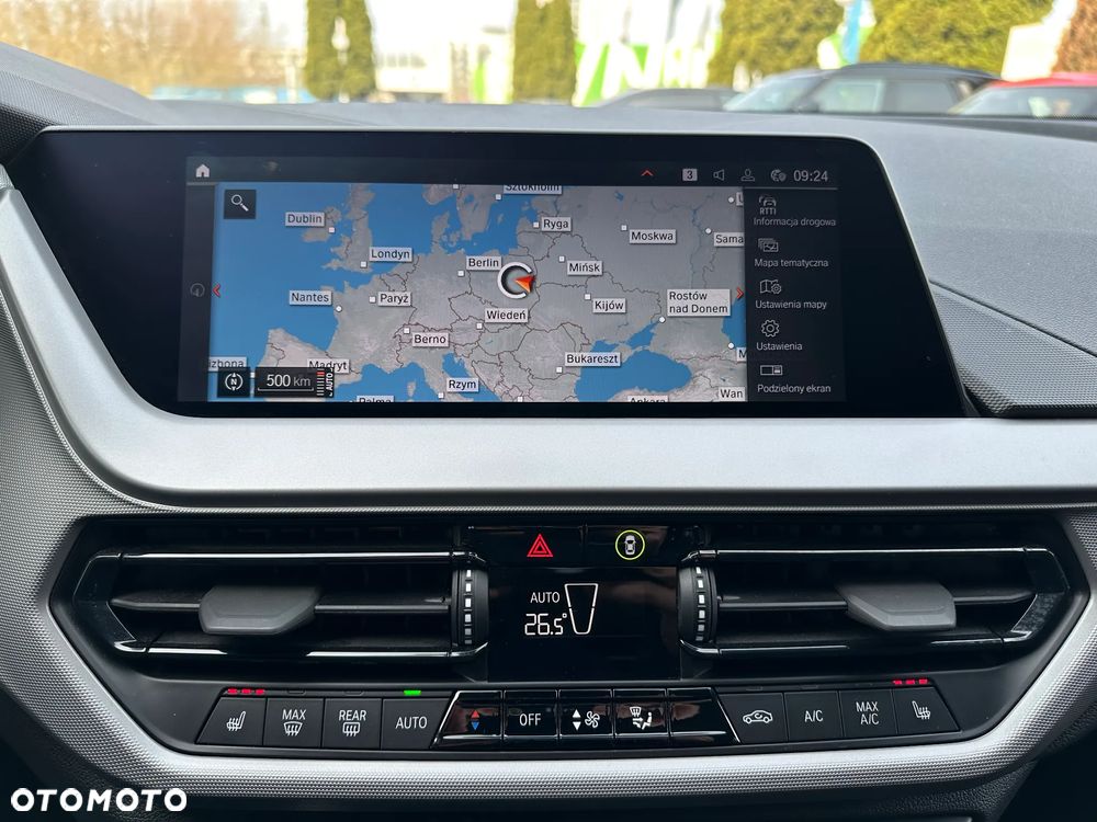 BMW Seria 1 118i - 18