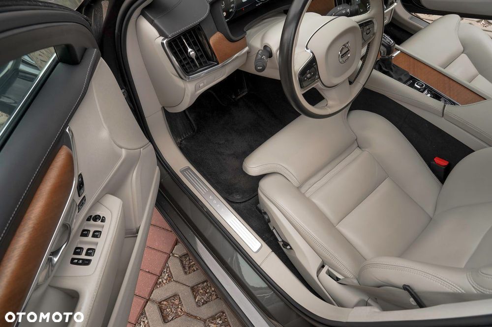 Volvo S90 D4 Inscription - 22