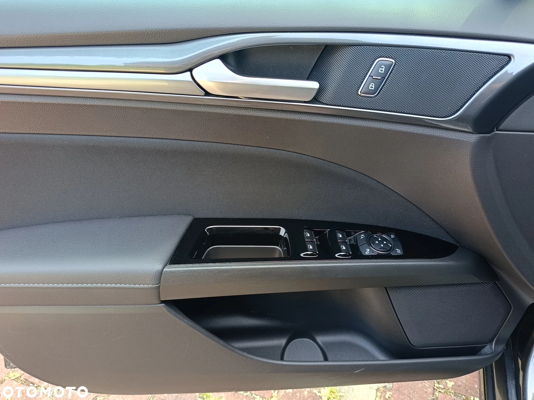 Ford Mondeo 1.5 EcoBoost Titanium - 31