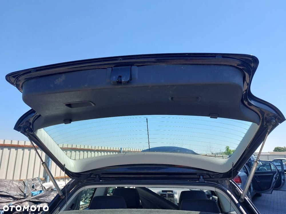 ZDERZAK TYŁ + LAMPY TYŁ VOLKSWAGEN POLO IV LC9Z ZDERZAK TYŁ LAMPY TYŁ - 11