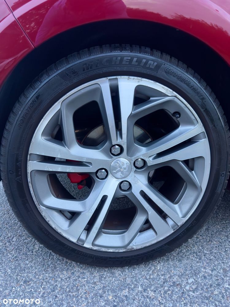 Peugeot 208 GTI 200 THP - 9