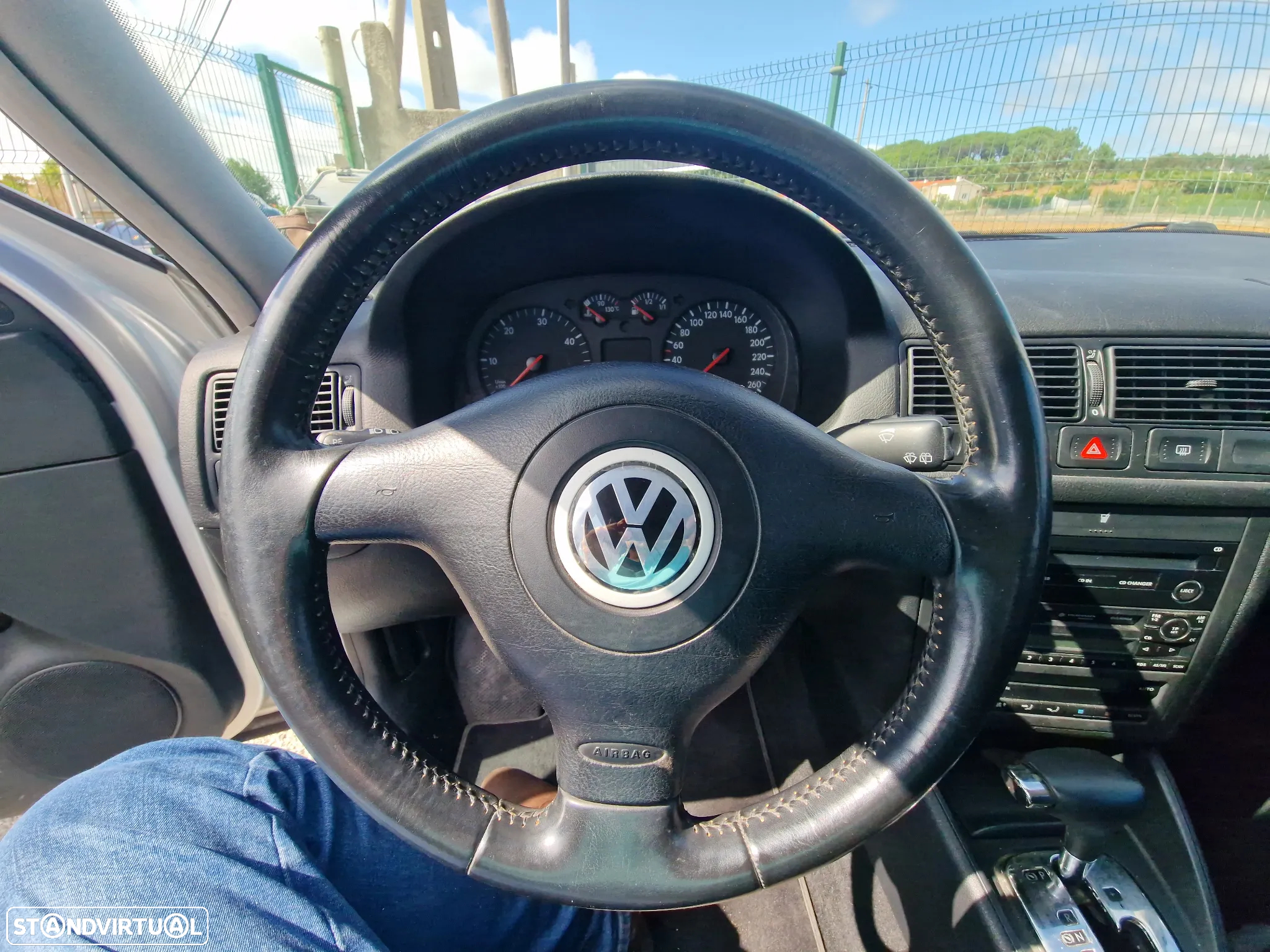 VW Golf Variant 1.9 TDi Highline Tip - 11
