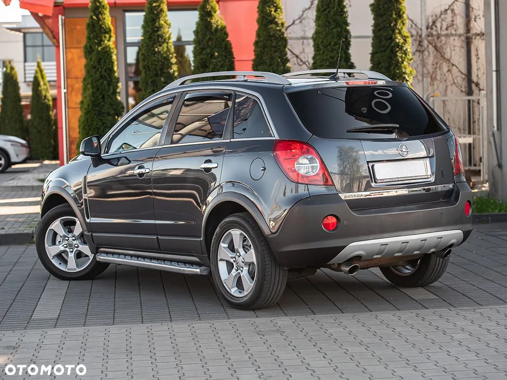Opel Antara 3.2 V6 4x4 Cosmo - 9